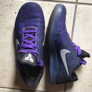 Kobe 11 GS '8 24'